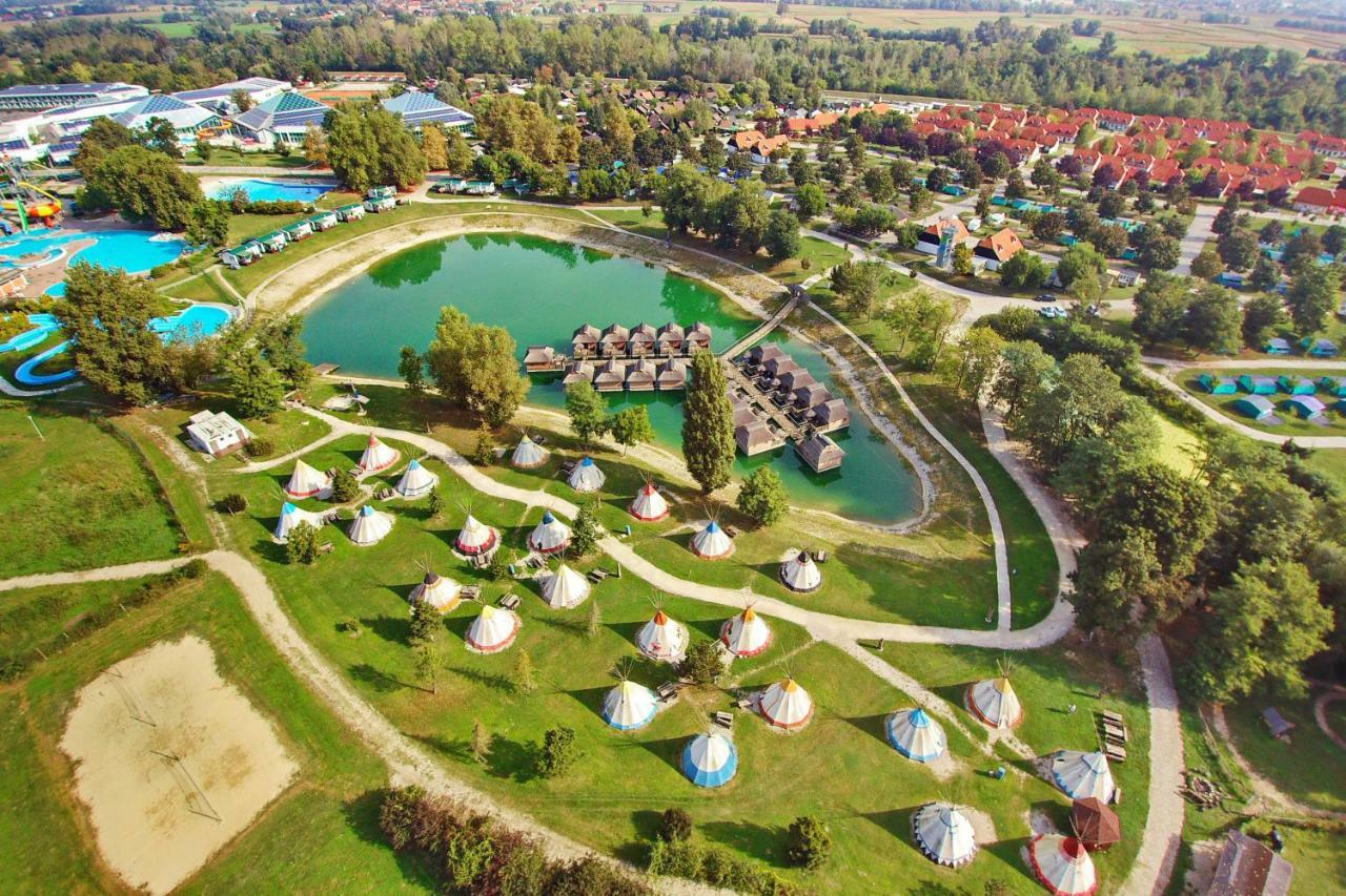 Spa Cottage ชาเตช อ็อบ ซาวี ภายนอก รูปภาพ